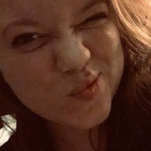 Meet your Posher, Caity